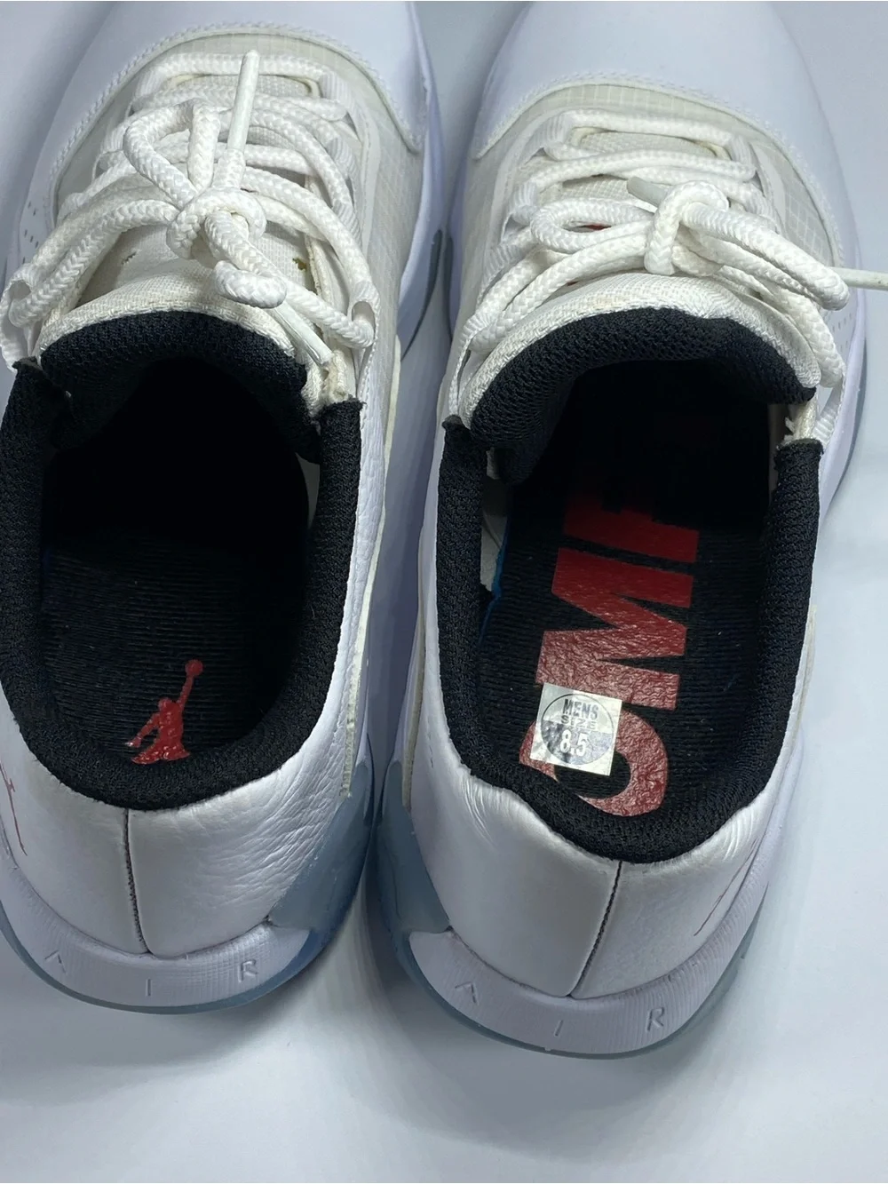 Jordan 11 CMFT Low White